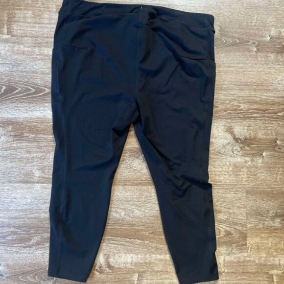 Torrid size 4 Soft Performance Jersey Full Length Active Legging - Picture 7 of 7